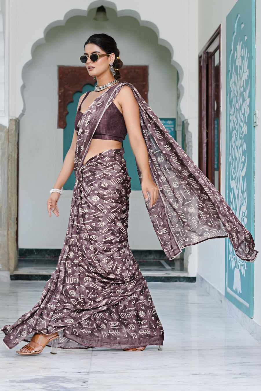 Trendy Floral Printed Chiffon Saree