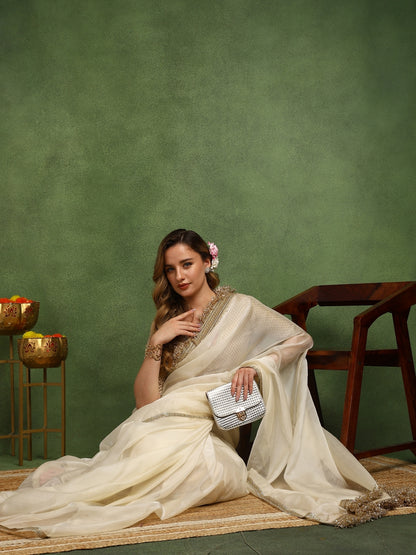 New Plain Silk Blend Saree with Unstiched Blouse Piece