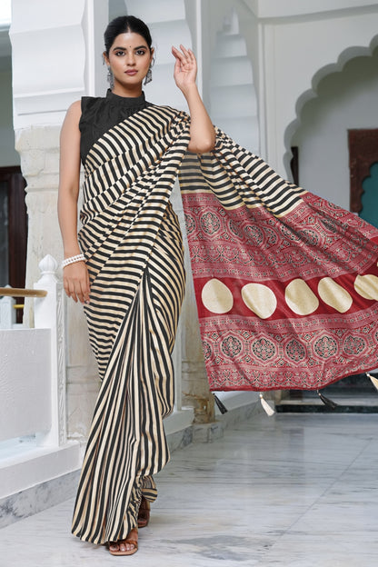Beautifully  Stripes Printed Cotton Silk Saree With Unstitched Blouse Piece