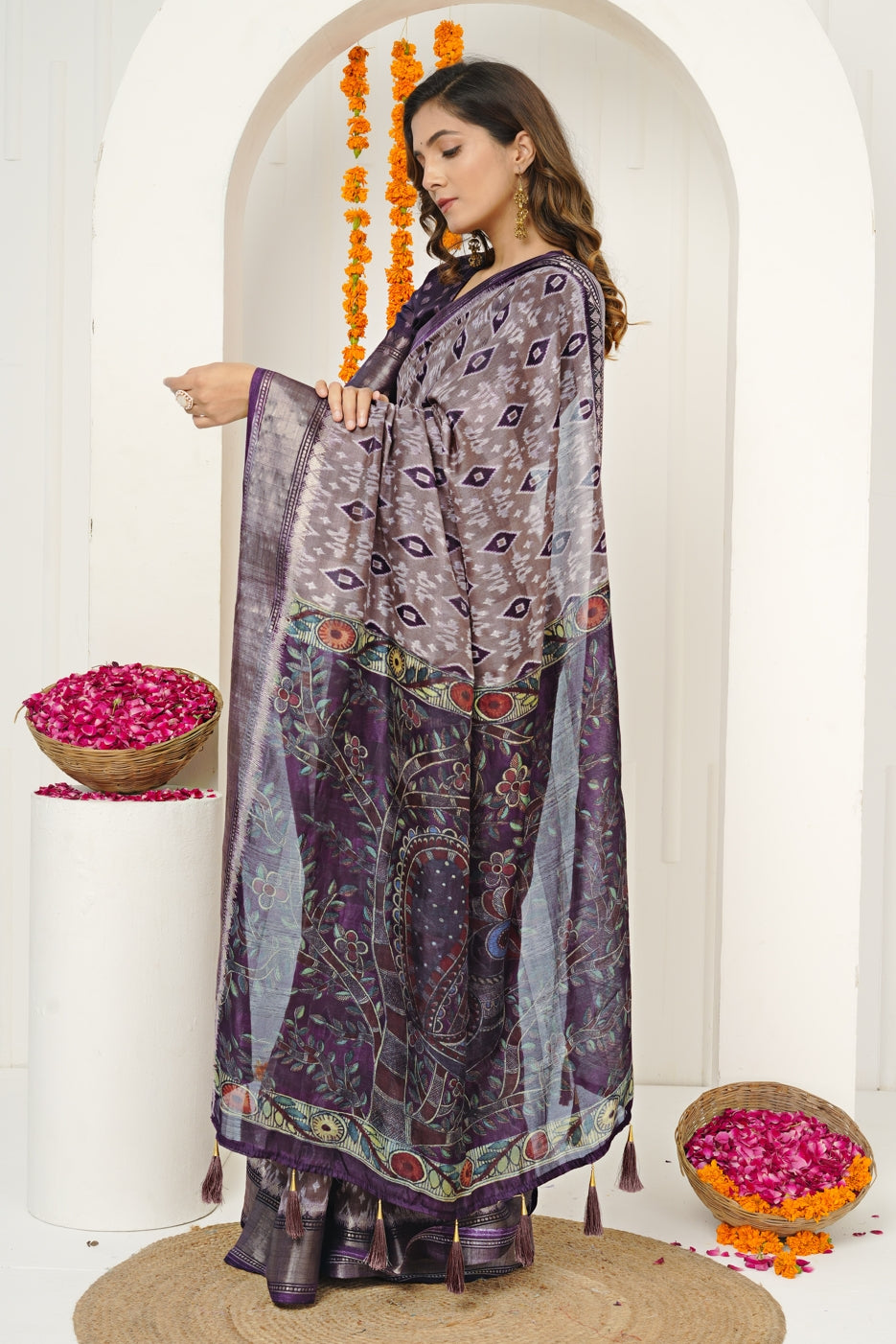 New Ikkat Print Cotton Silk Saree with Unstiched Blouse Piece
