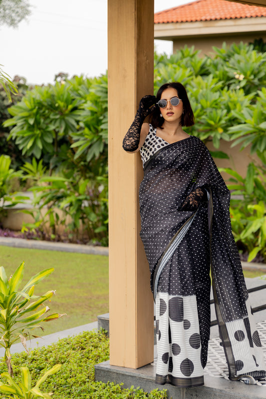 Polka Dot and Circular Pattern Poly-Cotton Saree