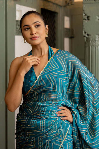 Graceful Blue Chiffon Saree