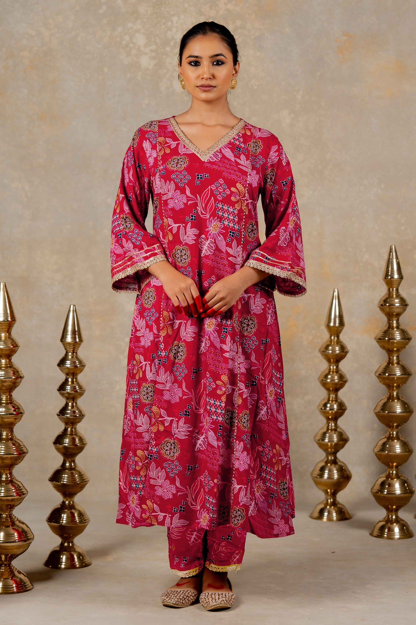 Rani Pink Elegant Viscose Rayon Floral Print Suit