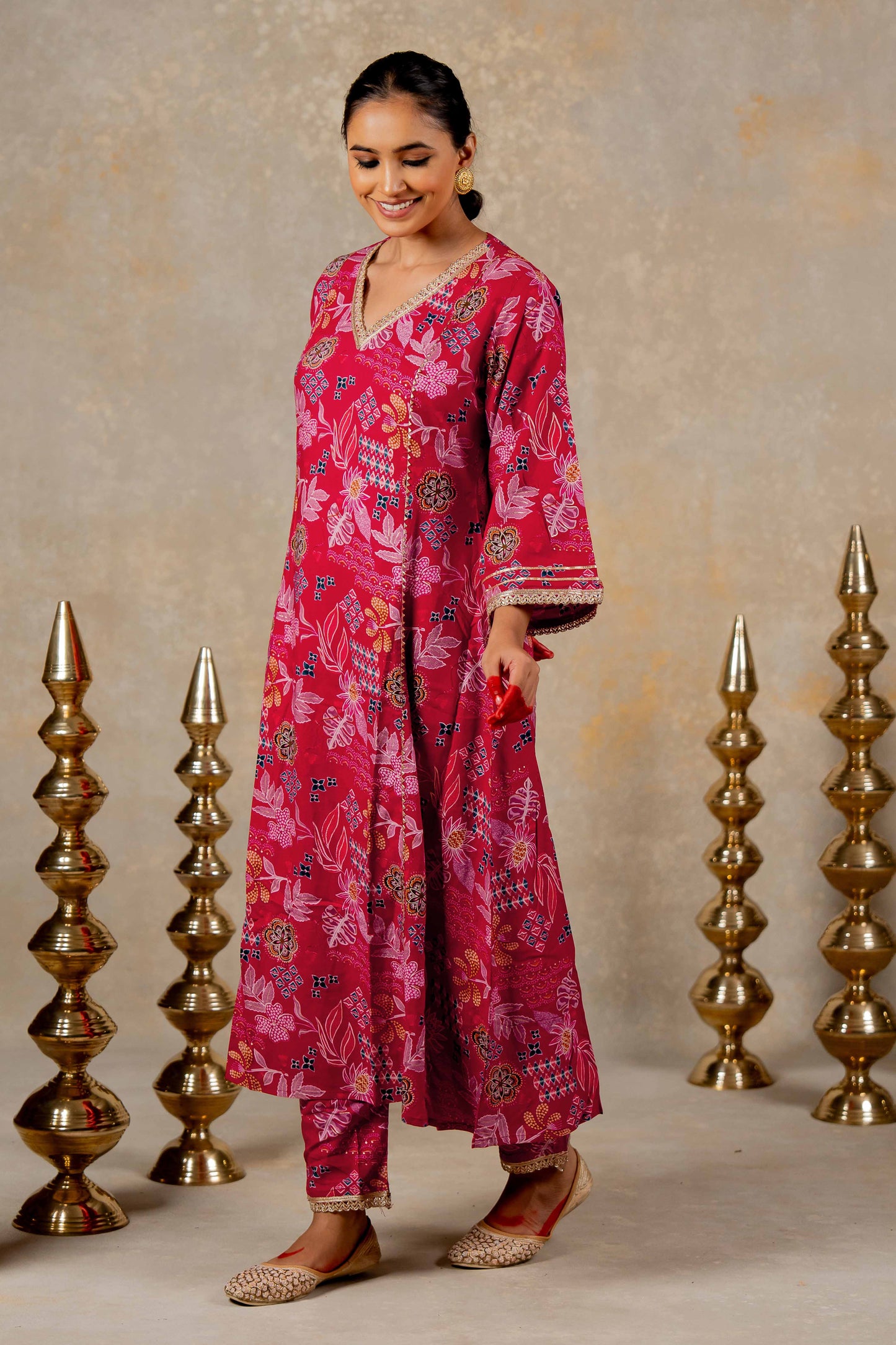 Rani Pink Elegant Viscose Rayon Floral Print Suit