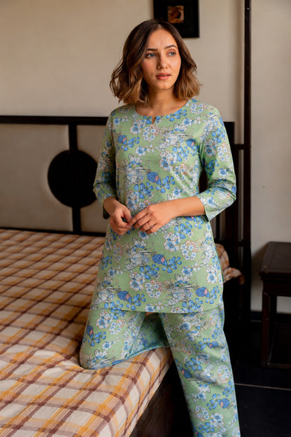 Trendy Floral Printed Lounge Night Suit Set