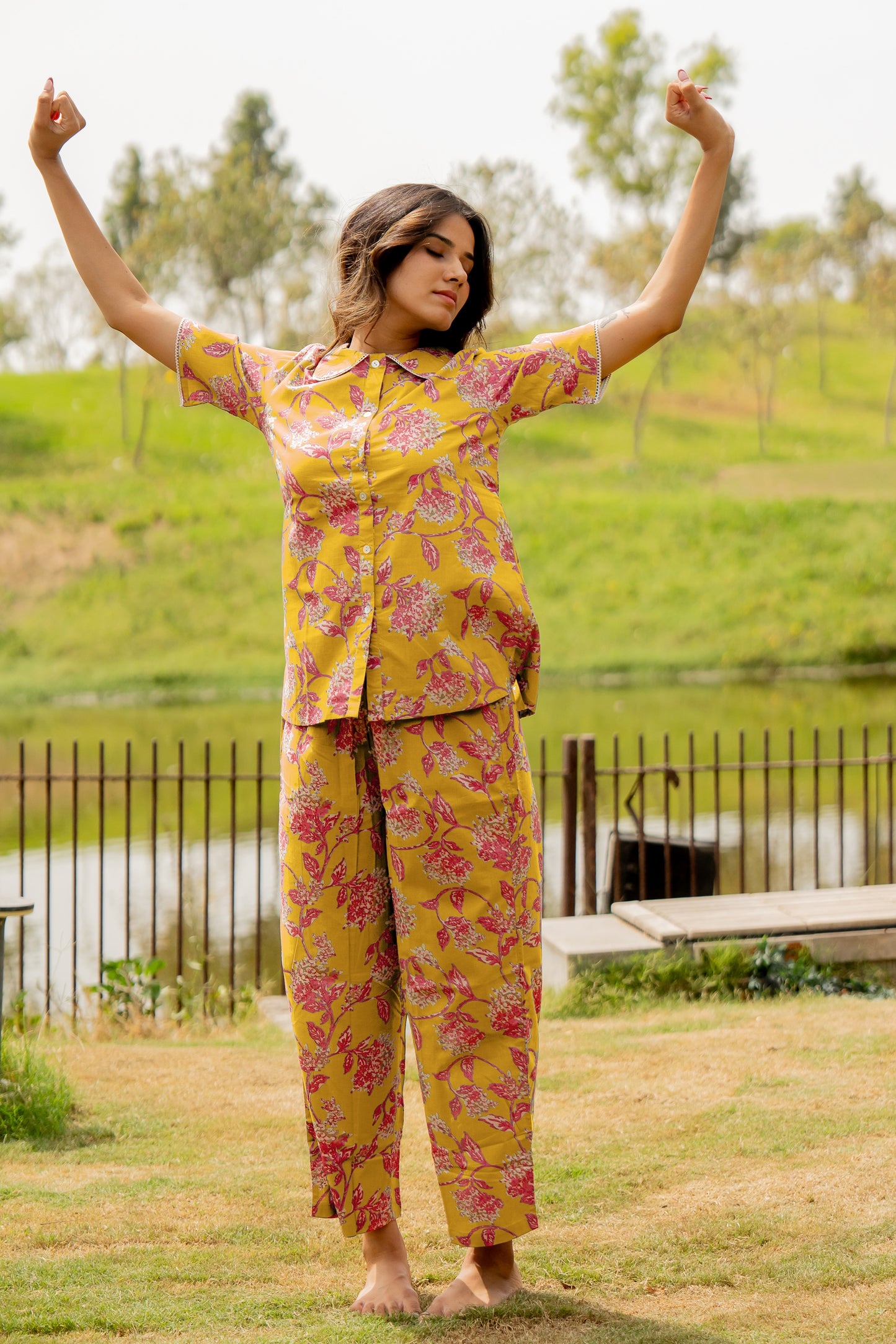 Dreamy Tropical flower Night Suit Set