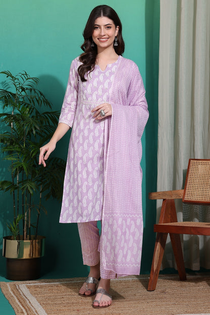 Beautiful Women Pure Cotton Paisley Print Kurta Set