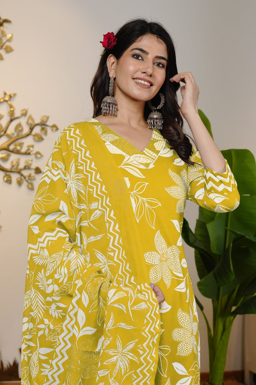 Trendy Cotton Floral Print Kurta Set with dupatta