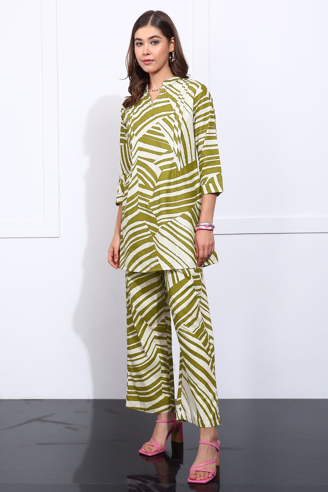Stylish Stripes Print Cotton Co-Ord Set