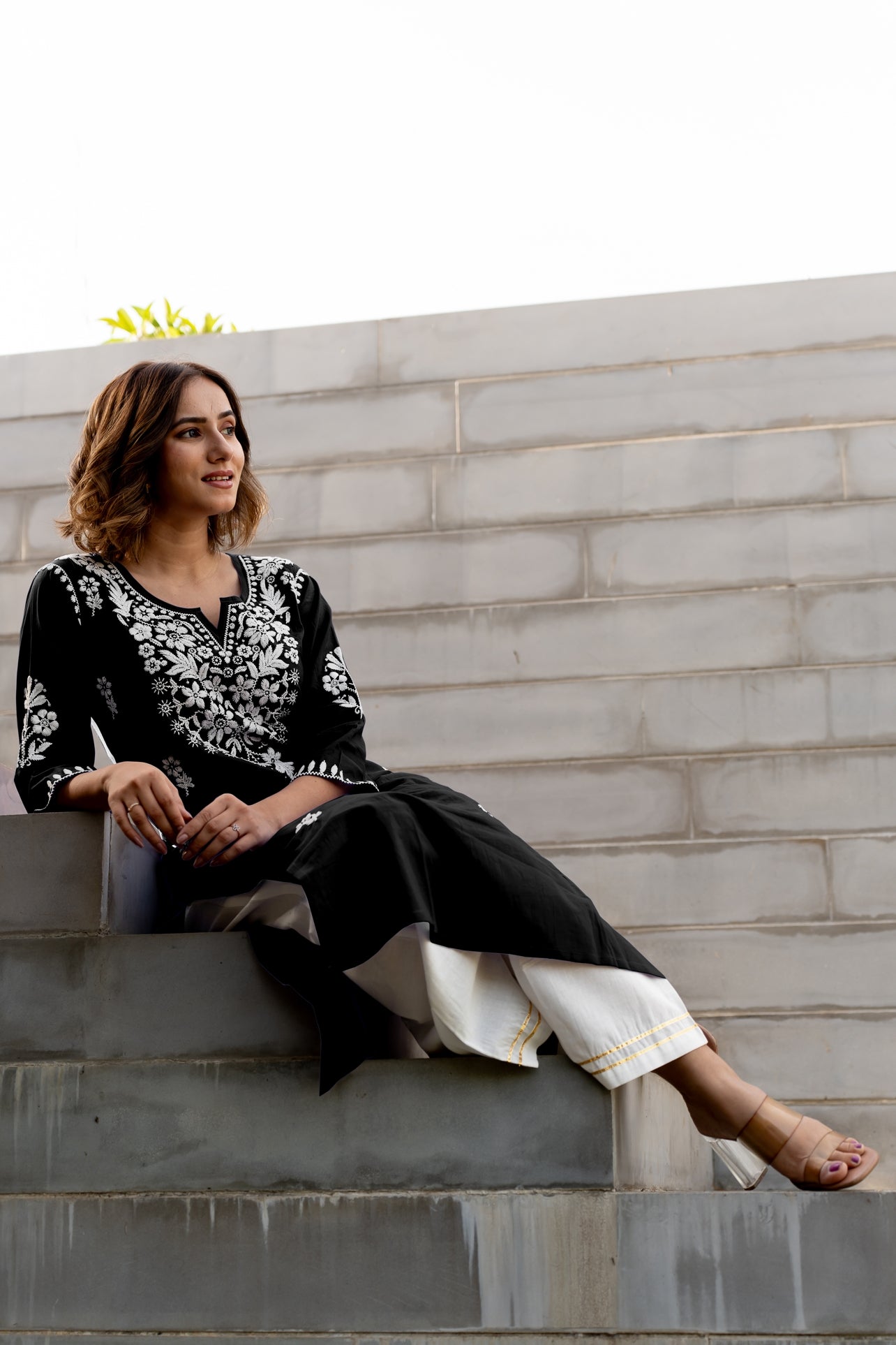Women's Embroidered Work Kurta With Plazzo Set