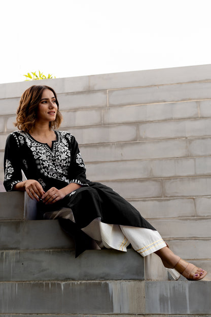 Women's Embroidered Work Kurta With Plazzo Set