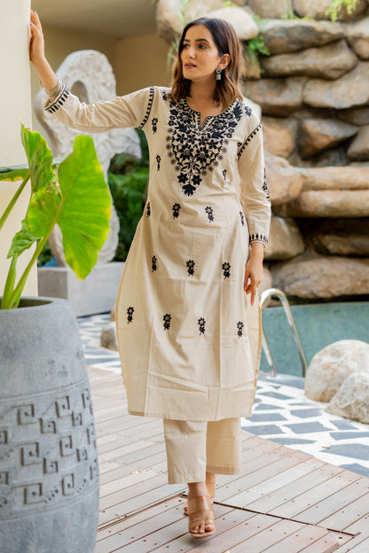 Women's Embroidered Work Kurta With Plazzo Set