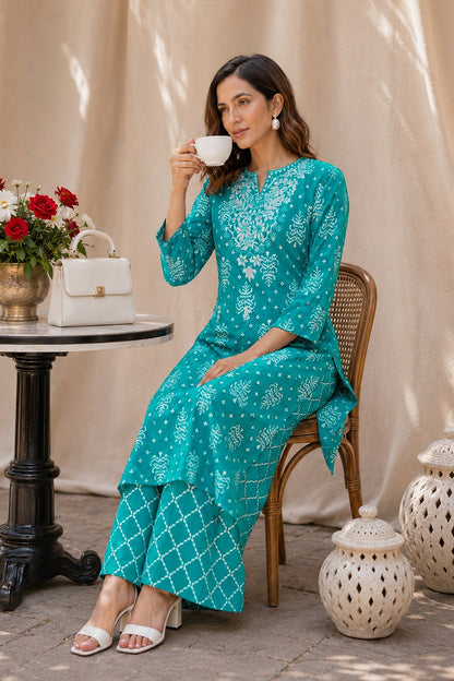 Women's Embroidered Work Solid Straight Kurta With Plazzo Set