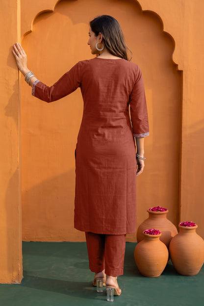 Fancy Warli Print Kurta Pant Dupatta Set with V-Neck Pipe Bead Handwork