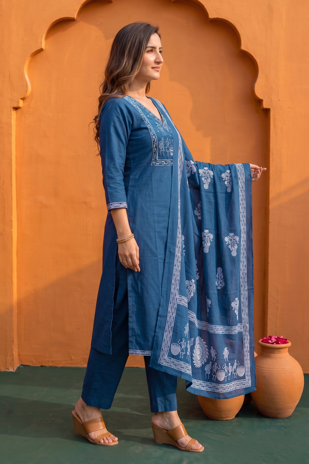 Fancy Warli Print Kurta Pant Dupatta Set with V-Neck Pipe Bead Handwork