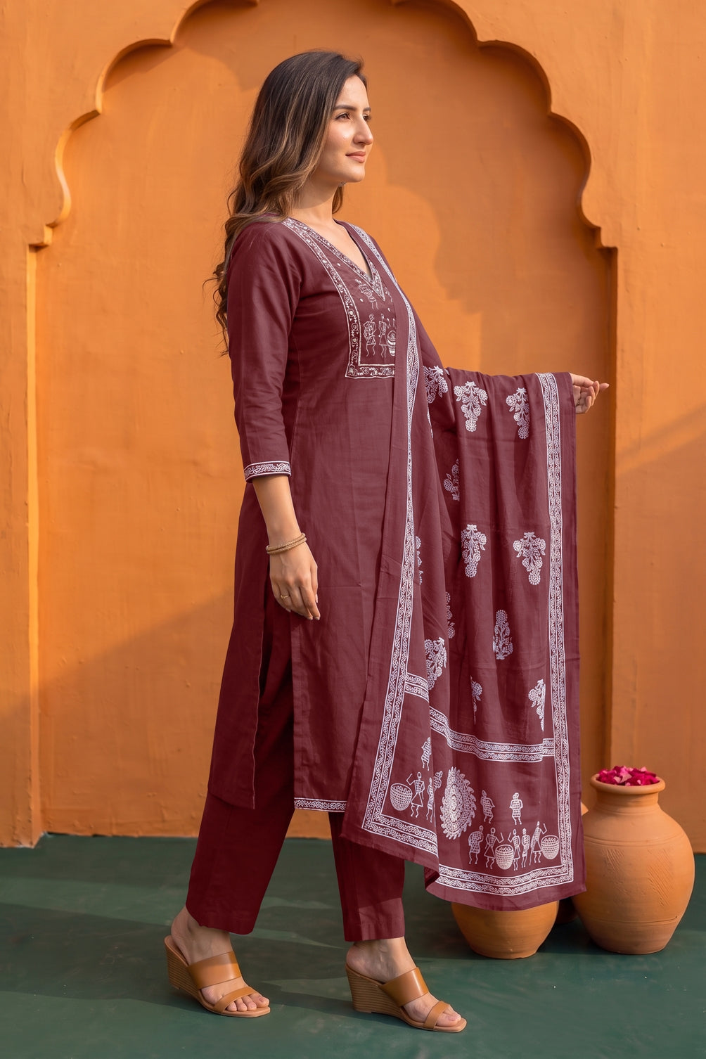 Fancy Warli Print Kurta Pant Dupatta Set with V-Neck Pipe Bead Handwork