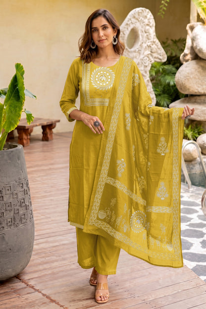Fancy Block Print Kurta Set with Cutdana Work
