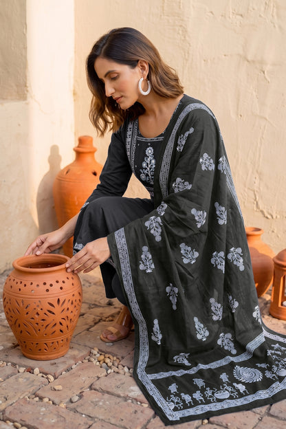 Trendy Block Print Kurta Set with Cutdana Work
