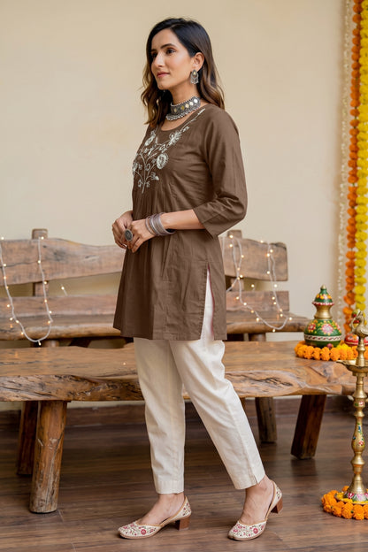 Elegant Pure Cotton Threadwork Empire Tunic Top