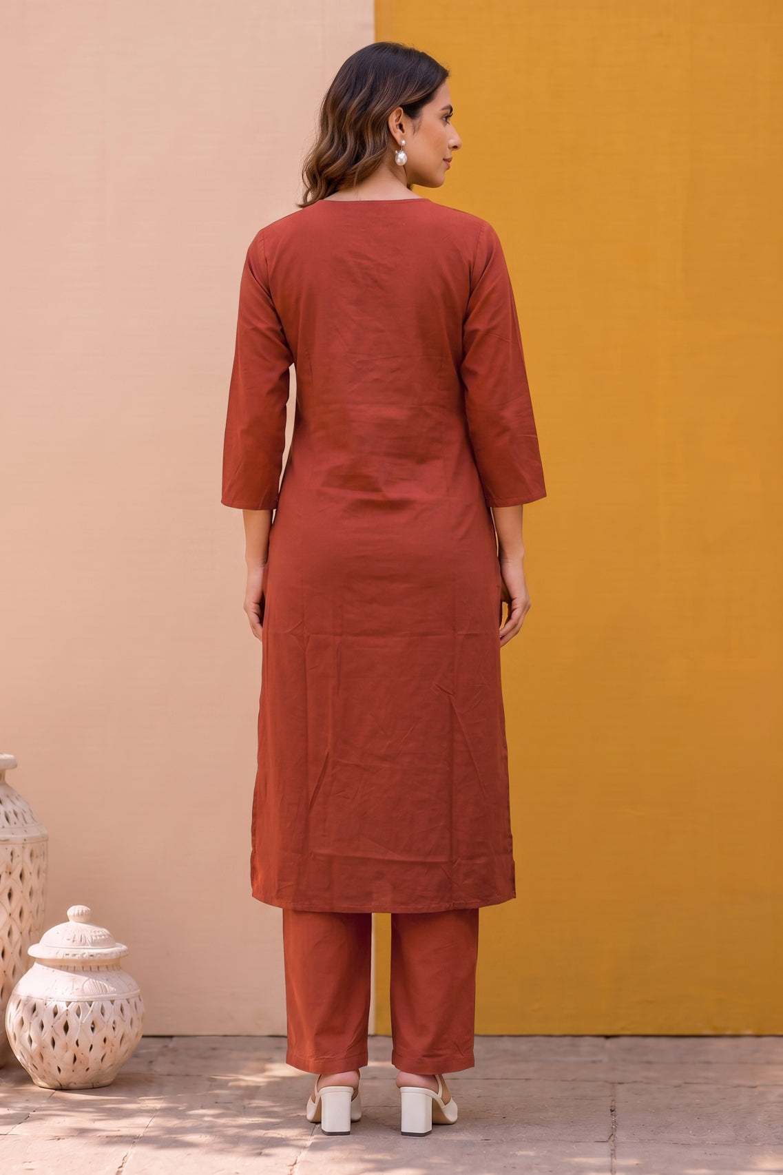 Traditional Tie & Dye Printed Kurta Set with Mirror Work