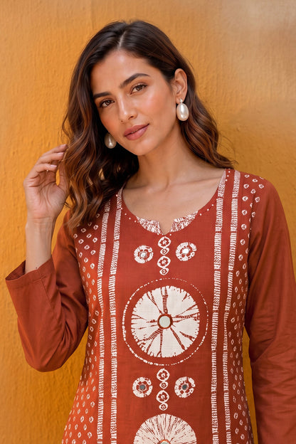 Traditional Tie & Dye Printed Kurta Set with Mirror Work