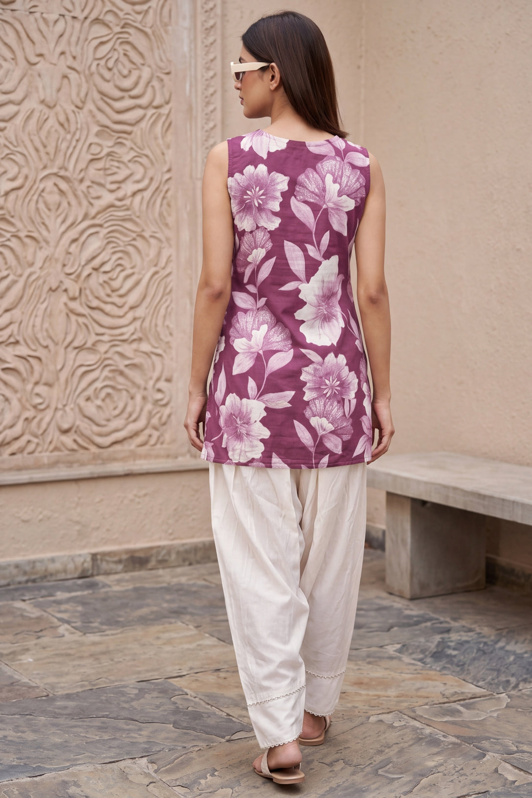 Glamorous Floral Foil Print Rayon Farsi Suit Set with Trendy Notch Neck & Lace Work