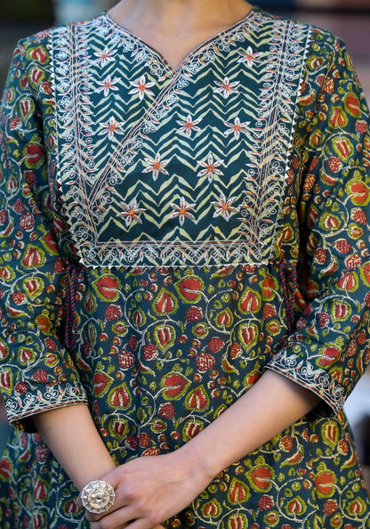 Women Teal & Blue Gotta Patti Paisley Print Pure Cotton Top with Bottom & Dupatta Set