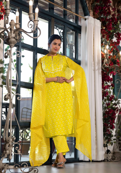 Women’s Floral Printed Kurta Pant Dupatta Set with Sequin & Gotta Patti Lace Work