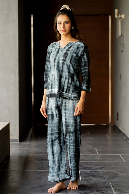 Shibori Night Suit